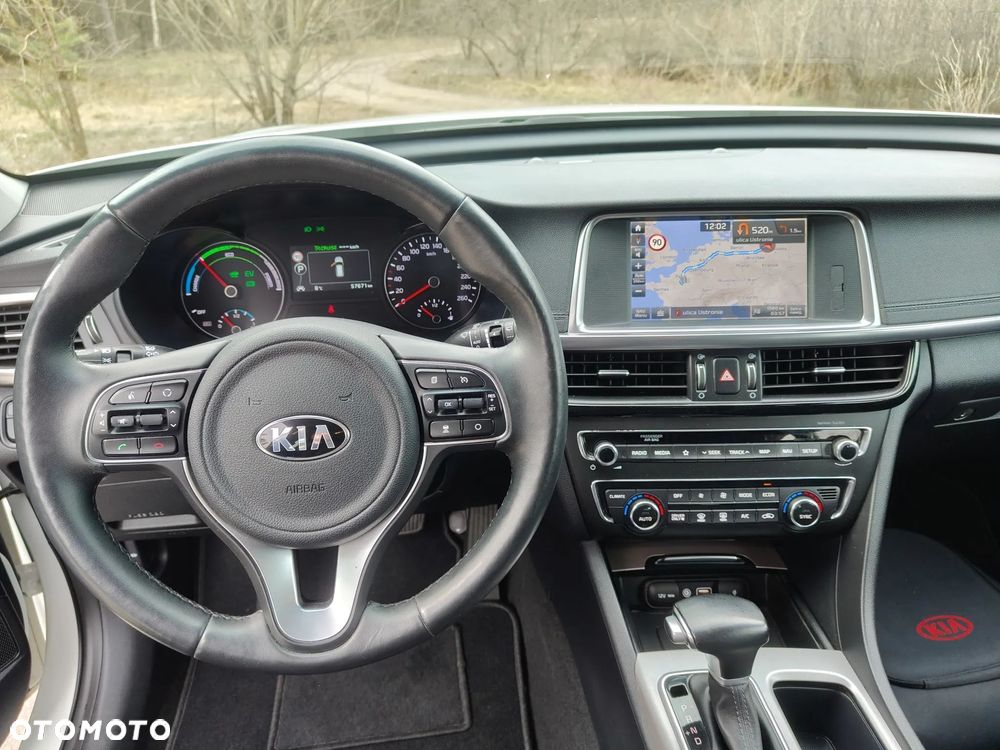 Kia Optima - 23