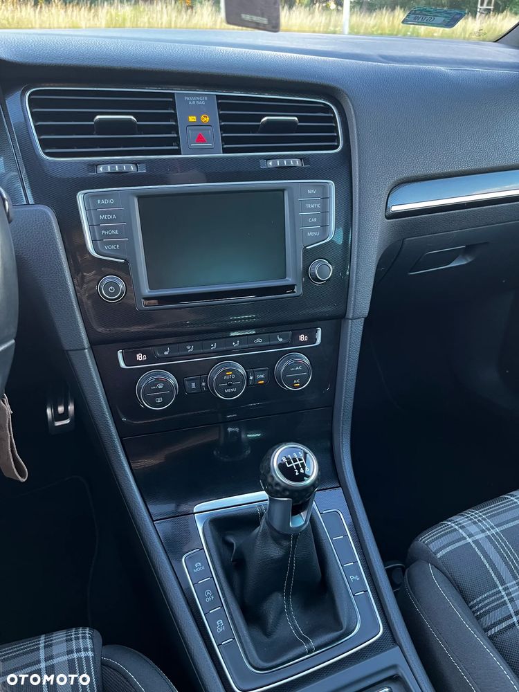 Volkswagen Golf GTD (BlueMotion Technology) - 11