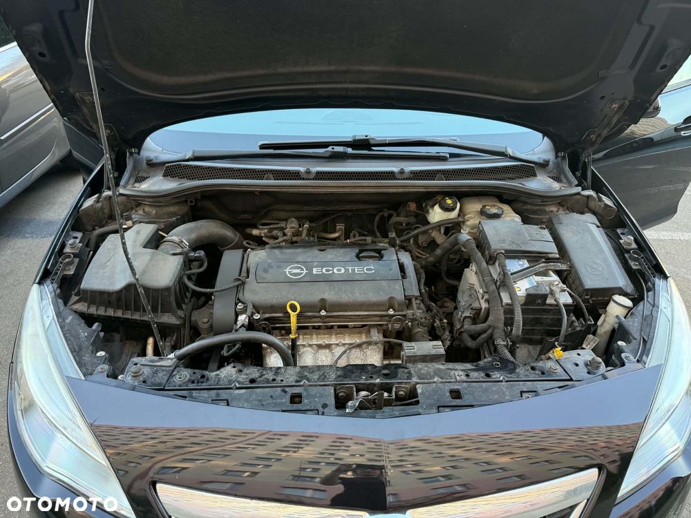 Opel Astra 1.6 - 9