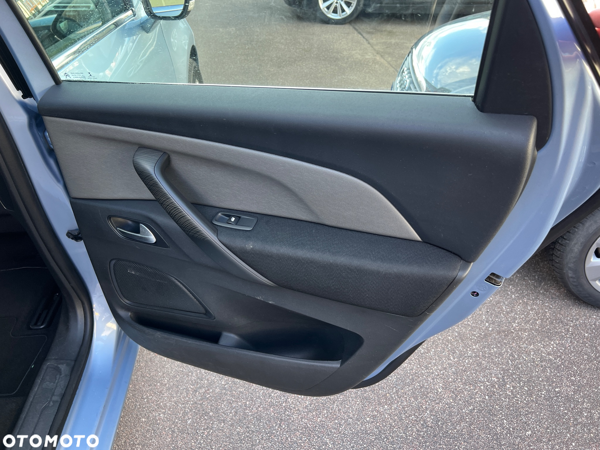 Citroën C4 Picasso e-HDi 115 Intensive - 15