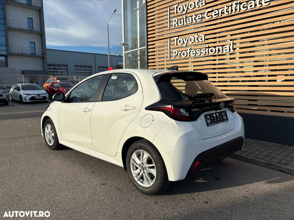 Toyota Yaris 1.5 VVT-i HSD Eco - 6