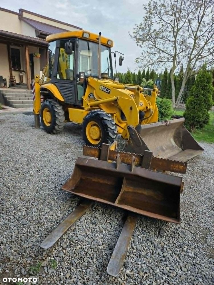 JCB 2CX - 2