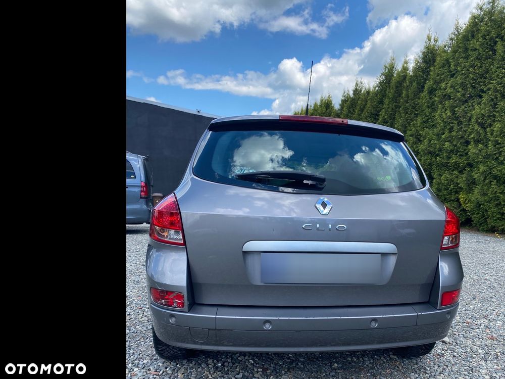 Renault Clio - 2