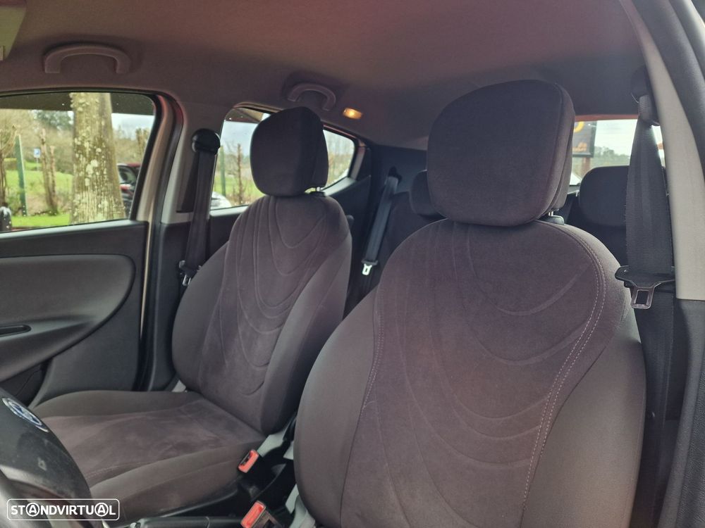 Lancia Ypsilon 1.2 S&S Platinum - 9