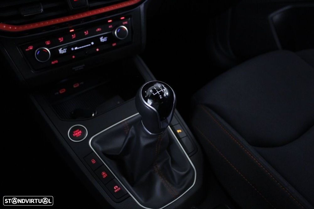 SEAT Ibiza 1.0 TSI FR - 33