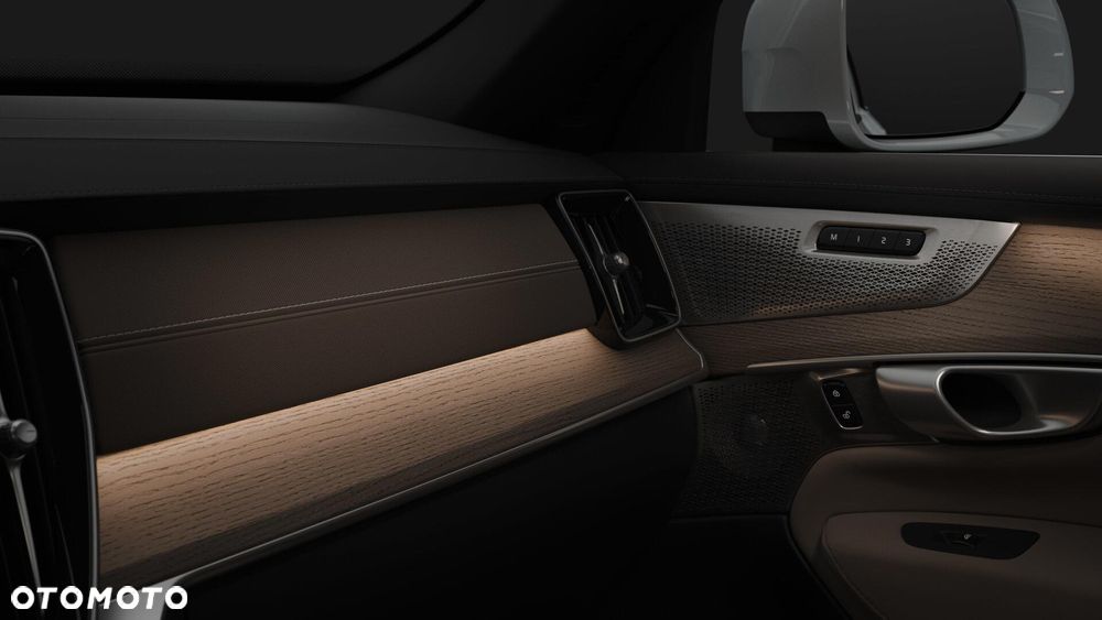 Volvo XC 90 T8 AWD Plug-In Hybrid Plus Bright 7os - 13