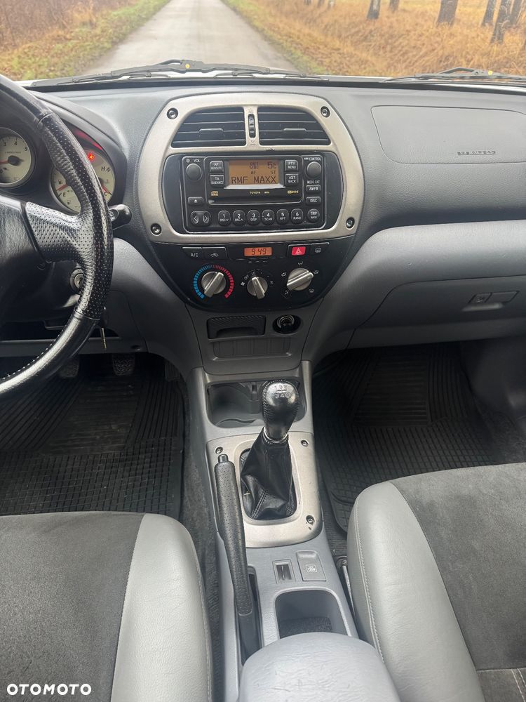 Toyota RAV4 D-4D 4x4 Executive - 15