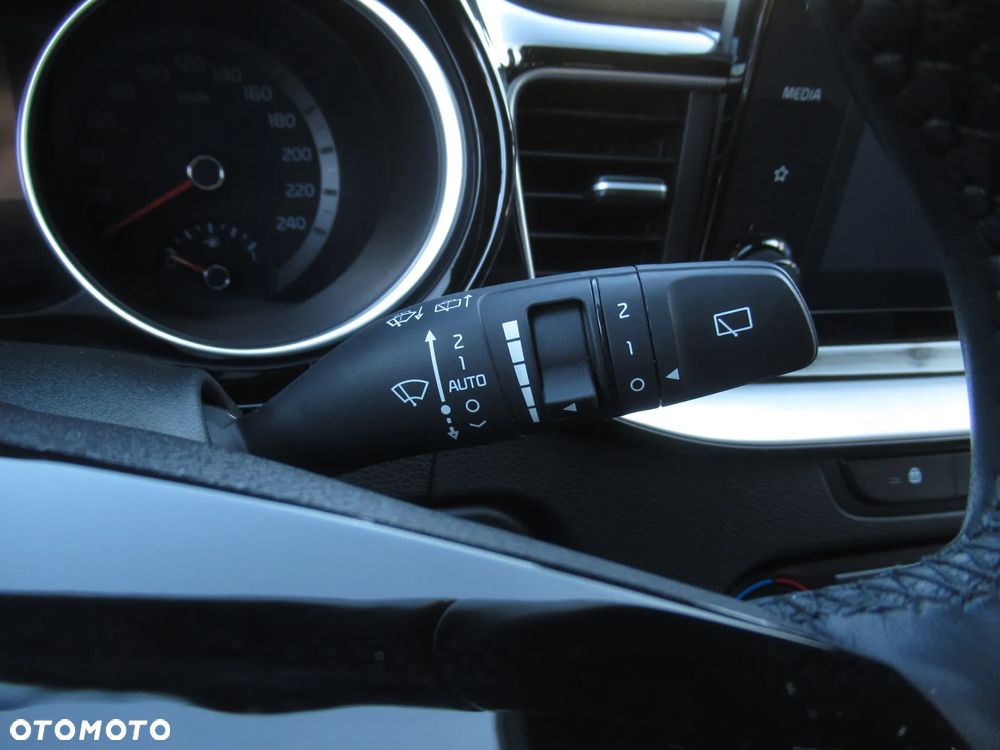 Kia Ceed 1.5 T-GDI L - 15