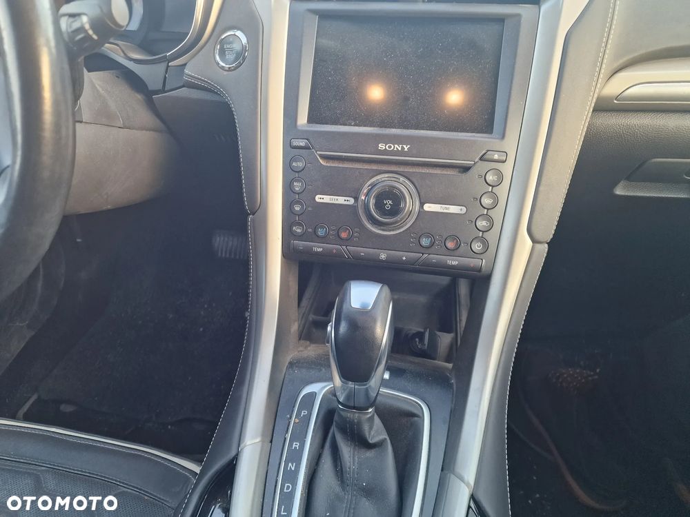 Ford Mondeo 2.0 Hybrid Vignale - 6