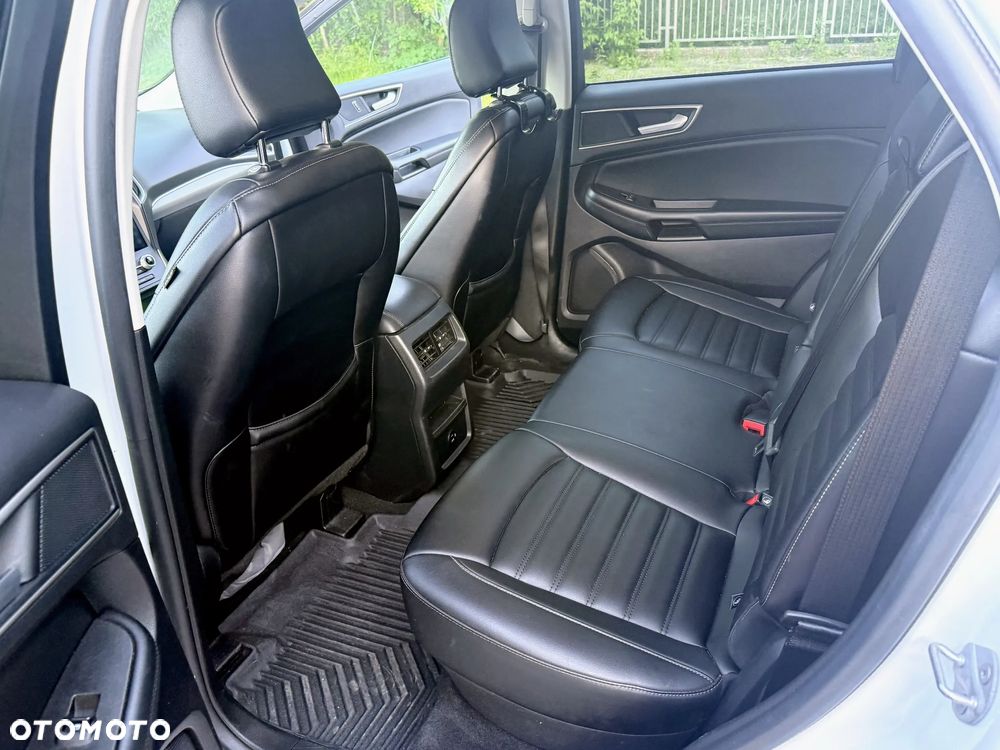 Ford Edge - 9