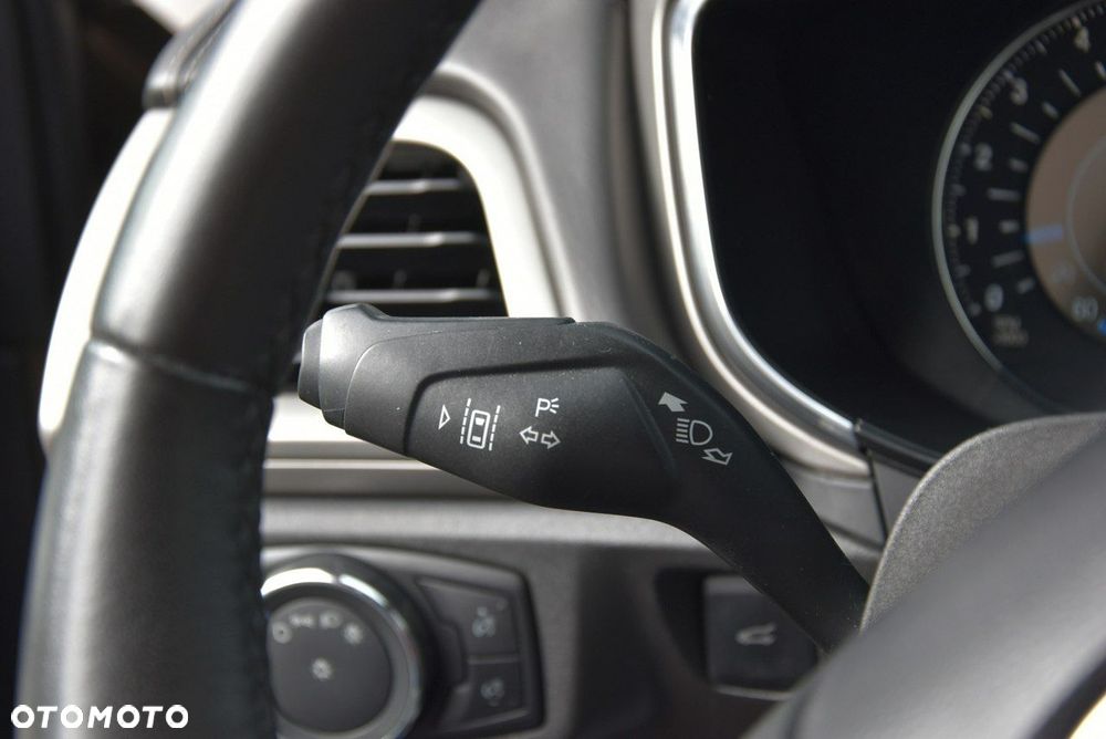 Ford Mondeo Vignale 2.0 TDCi 4WD PowerShift - 29