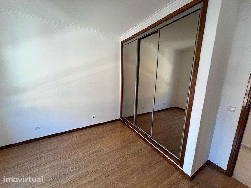 Apartamento T3 no Centro da Vila de Ferreira do Zêzere - Grande imagem: 4/12
