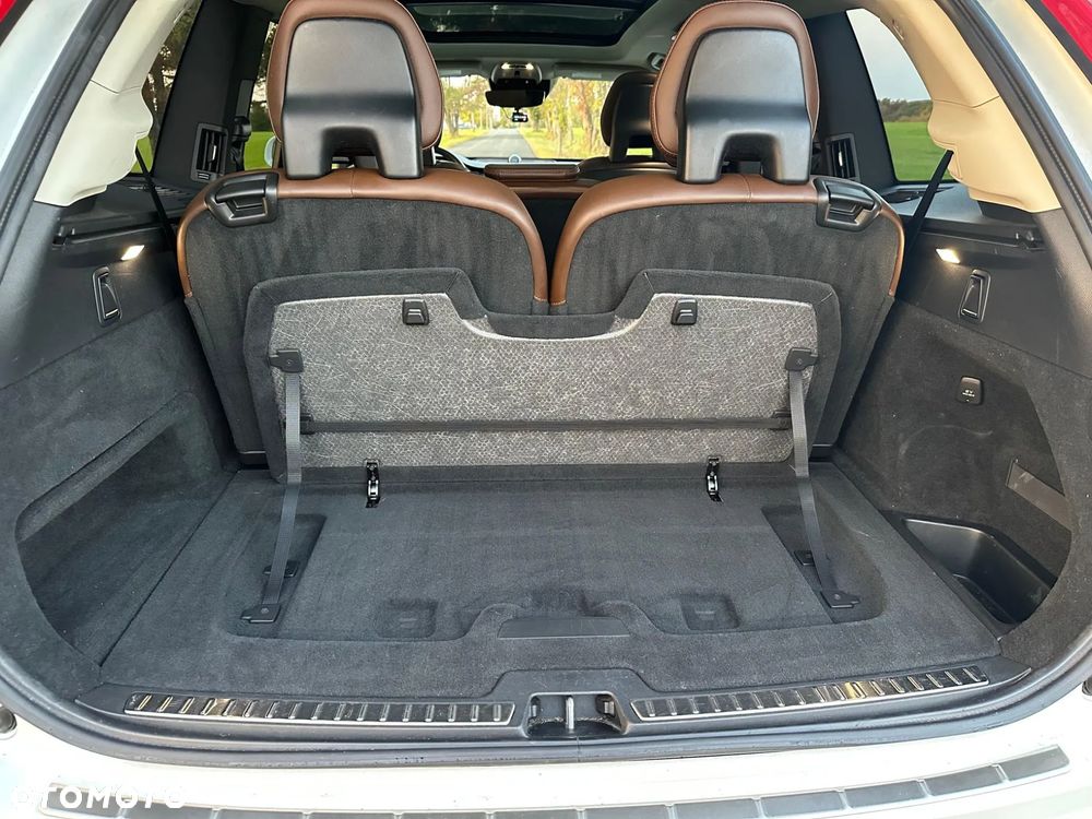 Volvo XC 90 T6 AWD Geartronic Inscription - 28