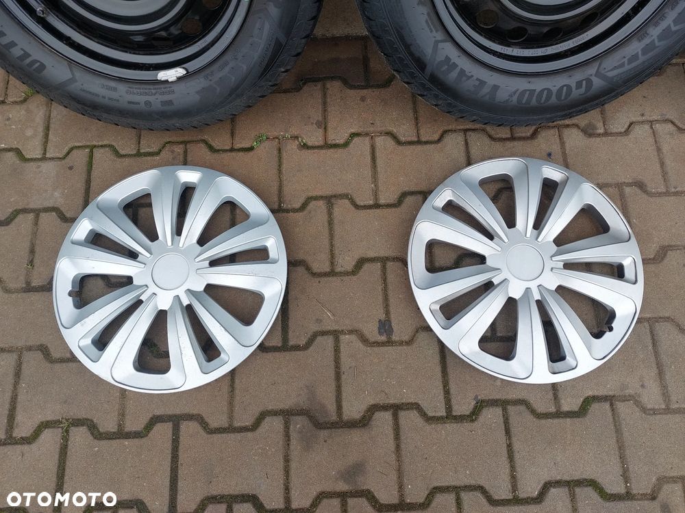 TOYOTA AURIS COROLLA FELGI STALOWE R16 6.5J ET45 5X114.3 OPONY ZIMOWE 205/65 R16 GOODYEAR ULTRAGRIP 8 DOT22 KOŁPAKI - 2