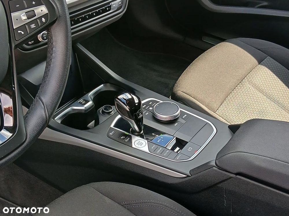 BMW Seria 1 - 19