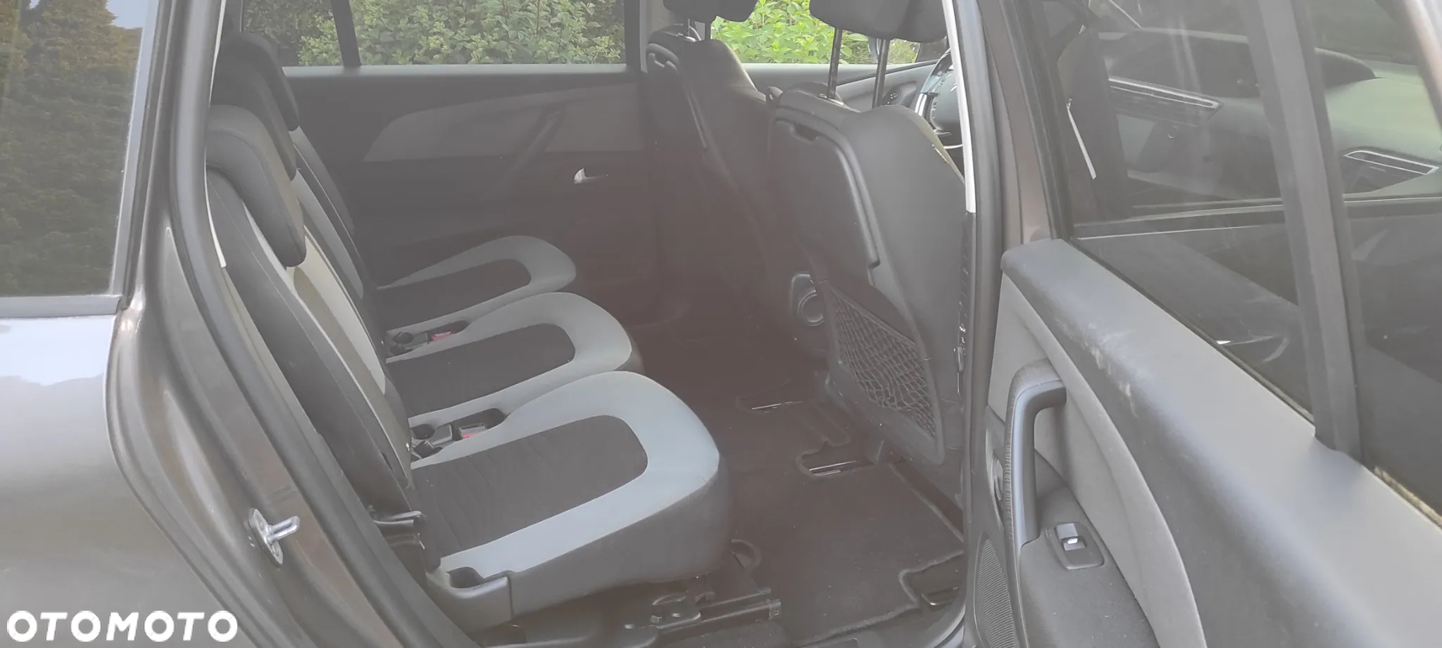 Citroën C4 Grand Picasso e-HDi 115 Attraction - 16
