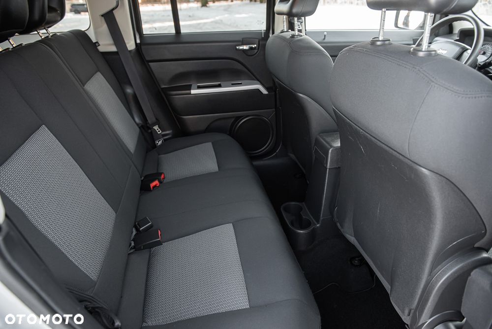 Jeep Patriot 2.4 Limited - 27