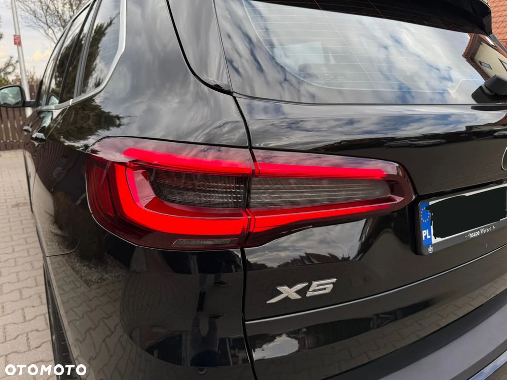 BMW X5 xDrive40i - 25