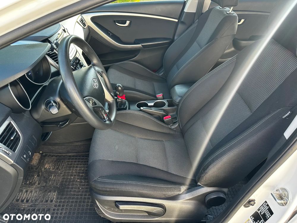 Hyundai i30 1.4 CRDi Classic - 11