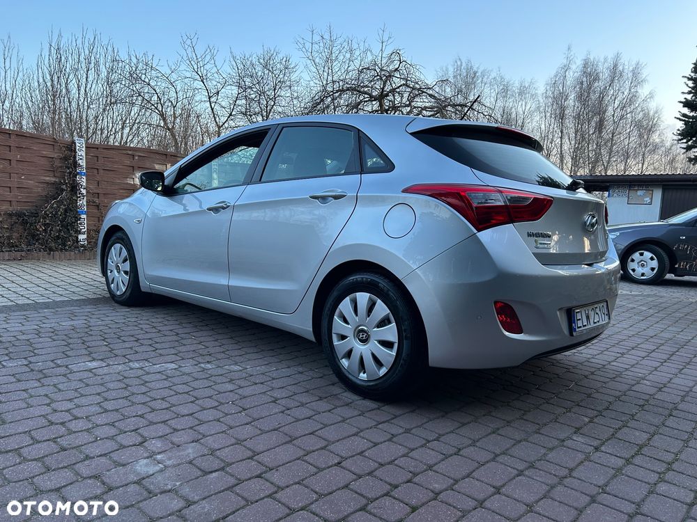 Hyundai i30 i30cw 1.4 Fifa World Cup Edition - 8
