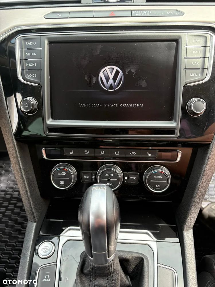 Volkswagen Passat 2.0 TDI BMT Highline DSG - 12