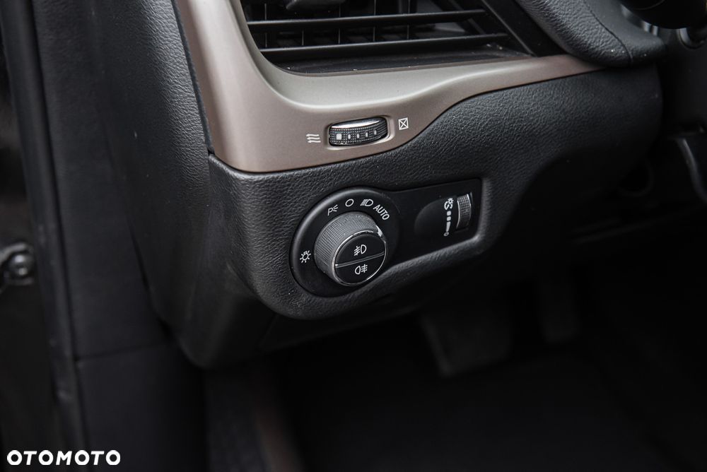 Jeep Cherokee 2.2 MJ II Active Drive I Automatik Limited - 17