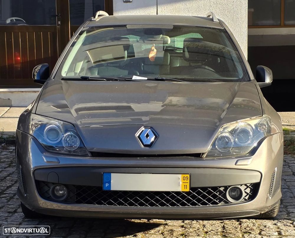 Renault Laguna - 1