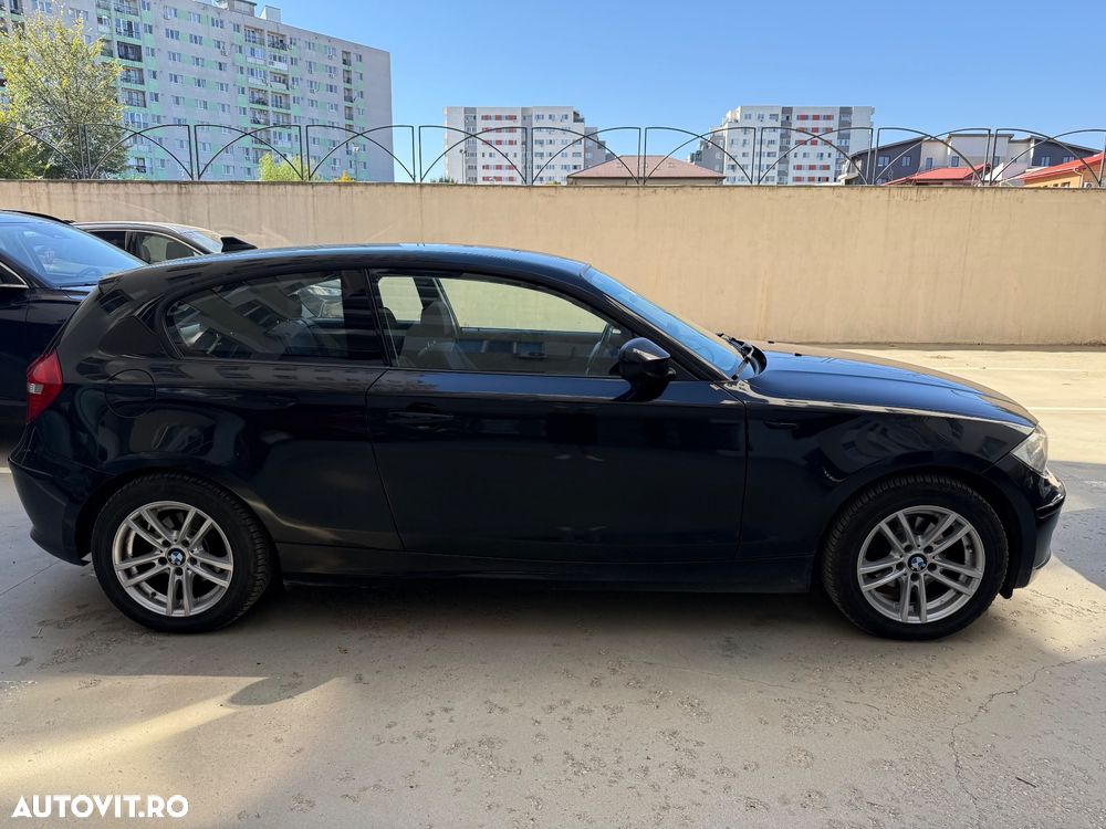 BMW Seria 1 116i - 4