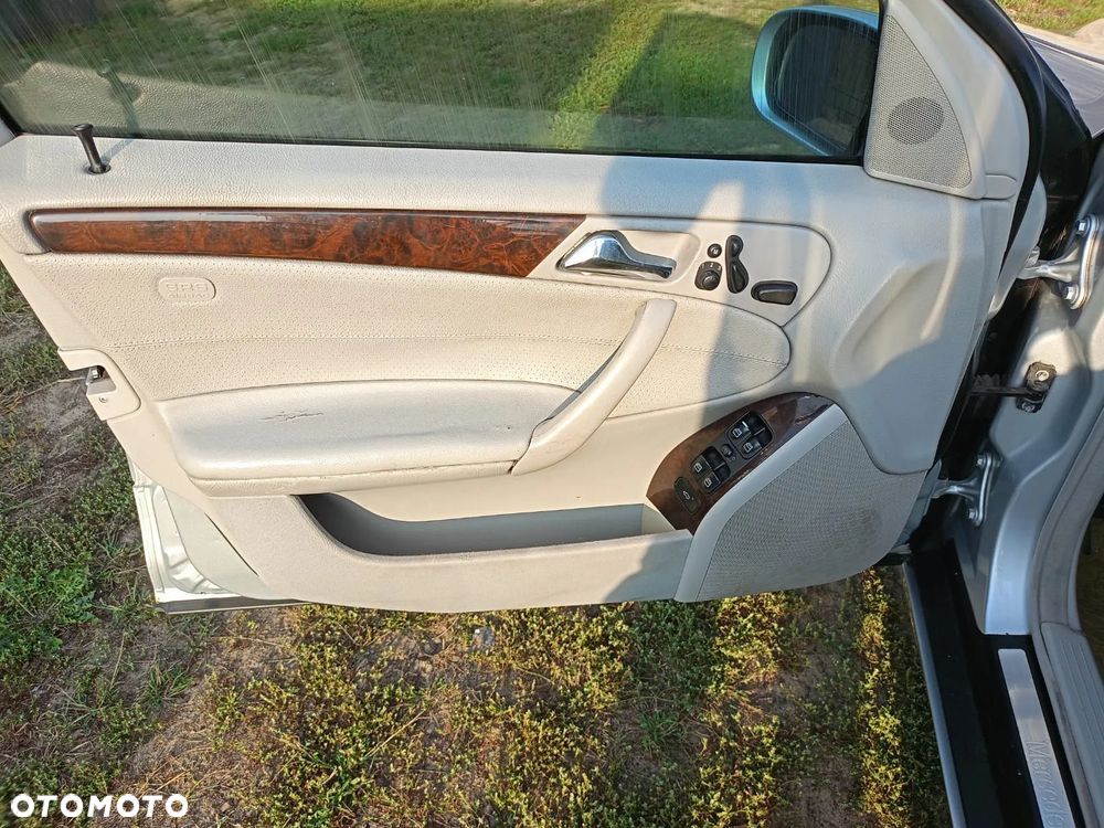 Mercedes-Benz Klasa C 350 4Matic 7G-TRONIC SPORT EDITION - 12