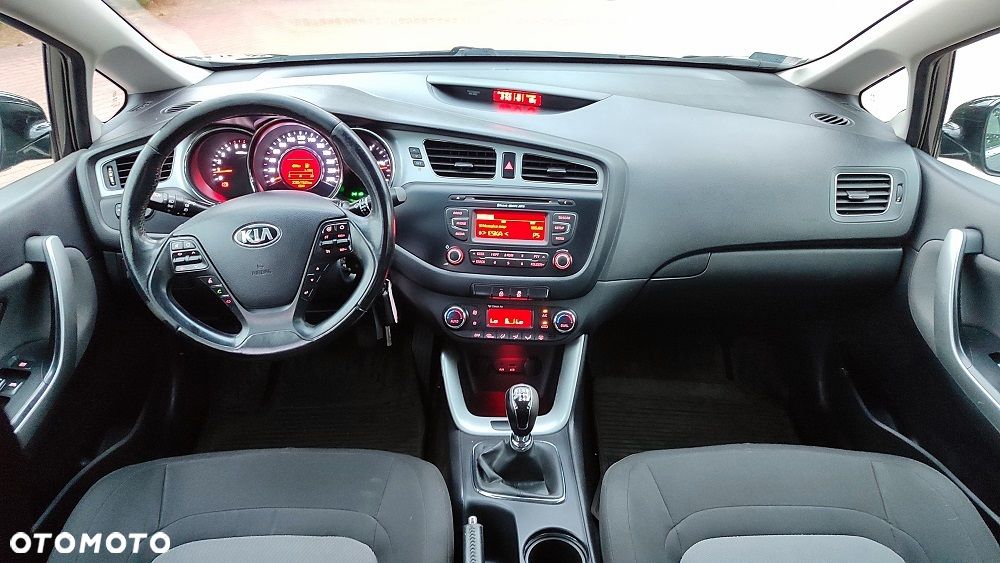 Kia Ceed 1.6 CRDi L - 8
