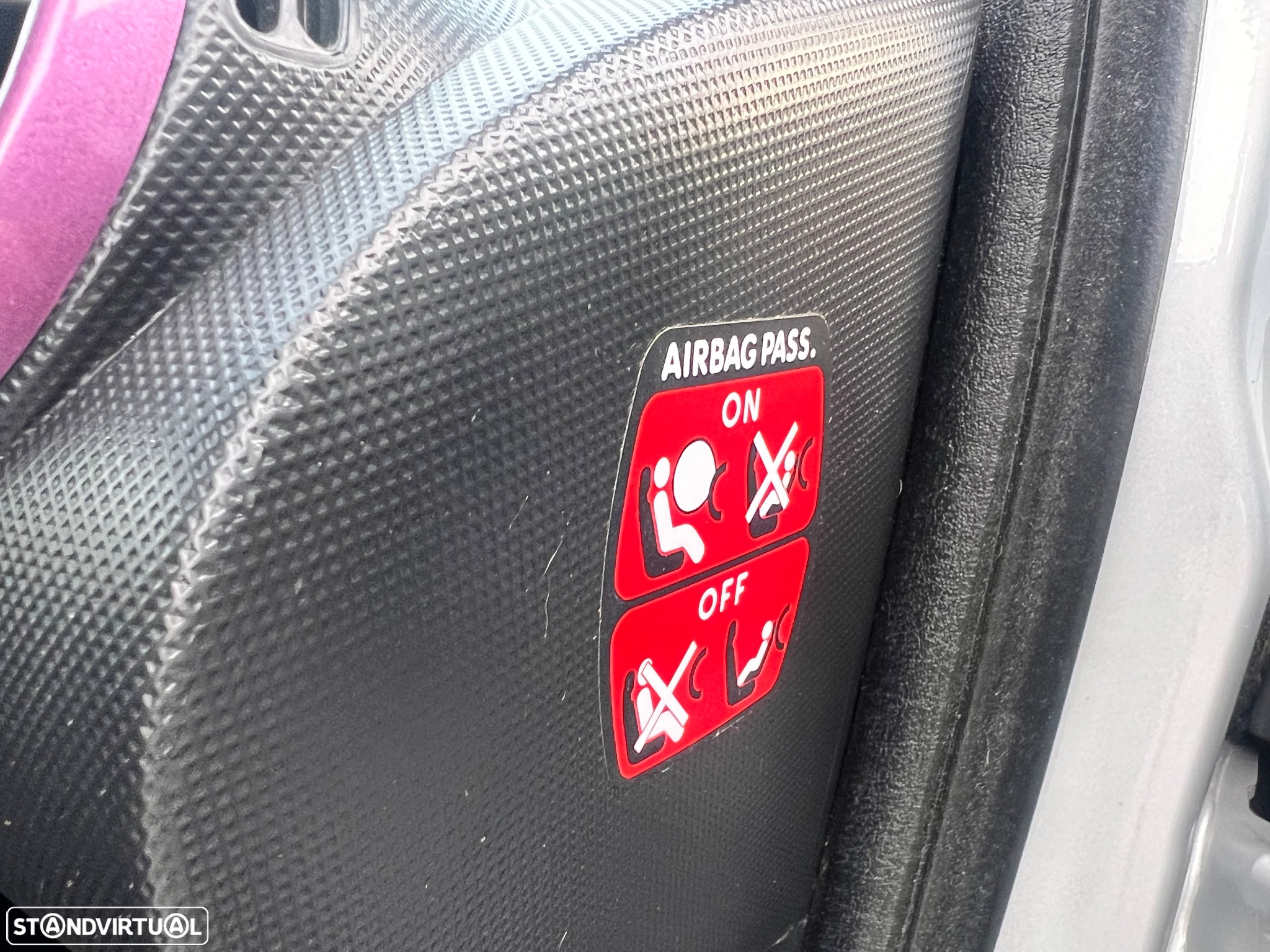 Peugeot 107 1.0 Style - 22