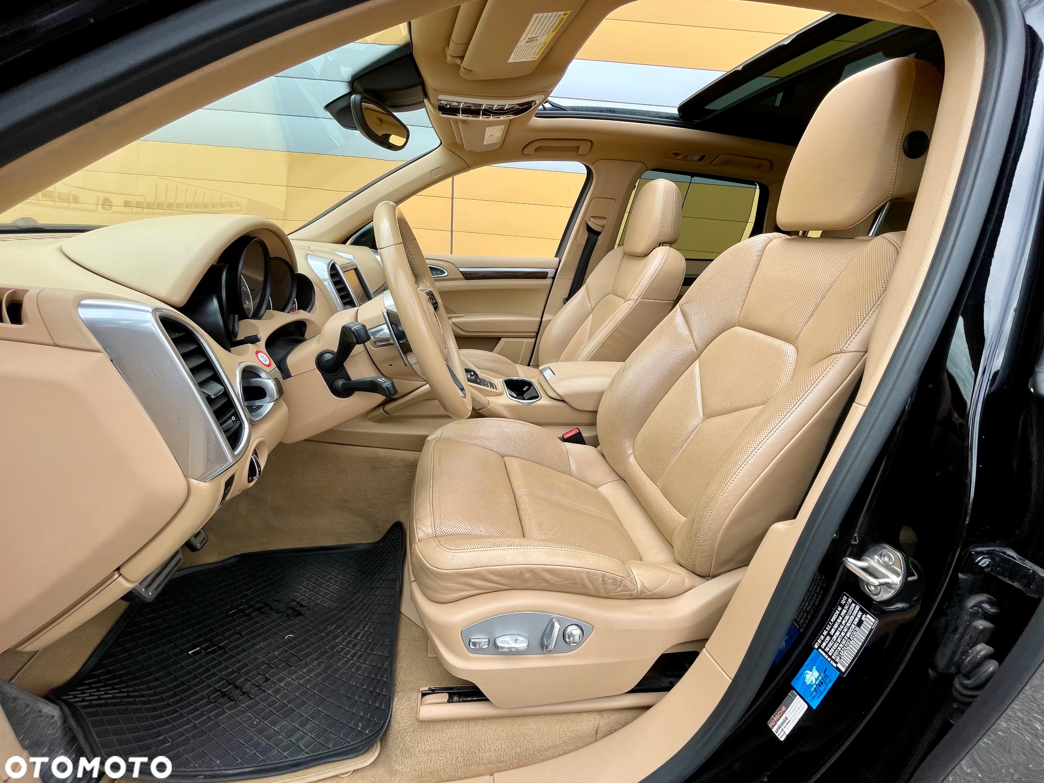 Porsche Cayenne S Platinum Edition - 26