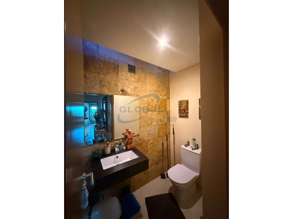 Apartamento T4 em Torres Novas com sótão e garagem - Grande imagem: 5/15