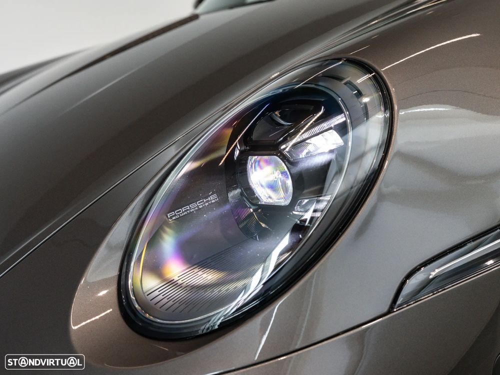 Porsche 911 (992) - 22