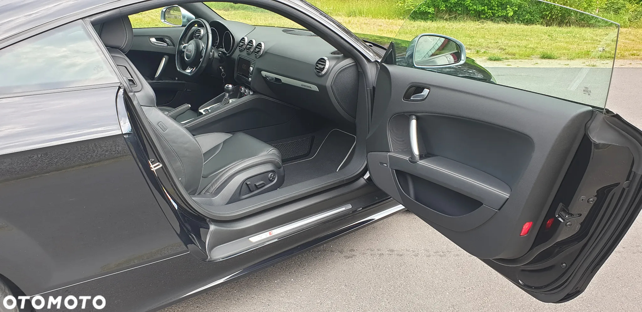 Audi TT S Coupé - 33