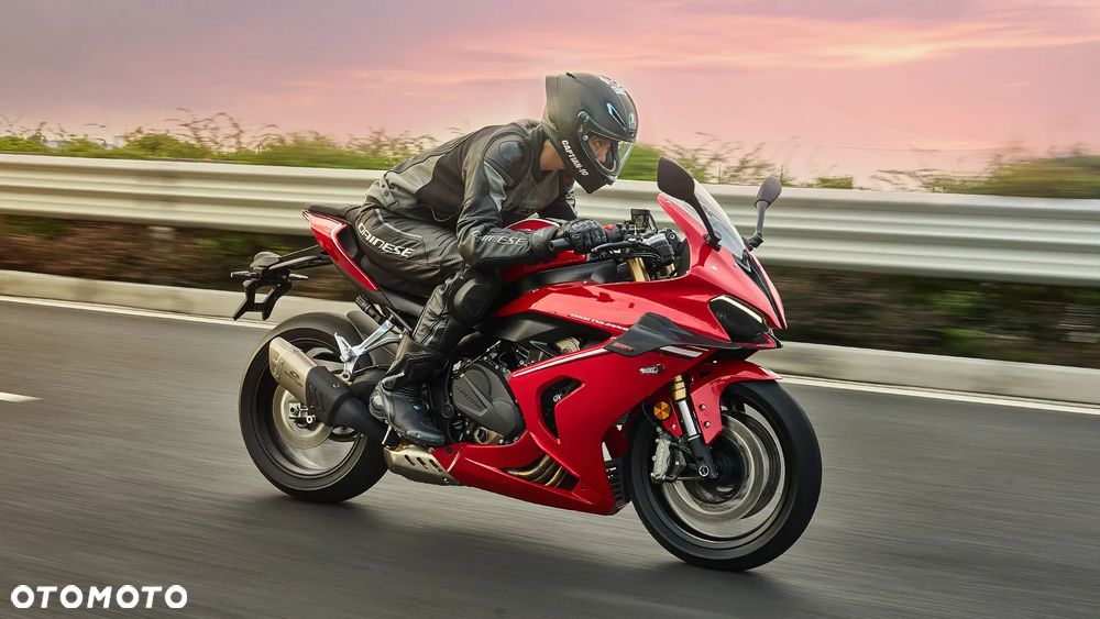 QJMOTOR SRK 800RR - 24