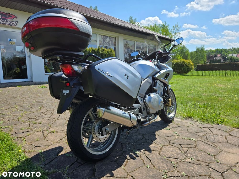 Honda CBF - 2