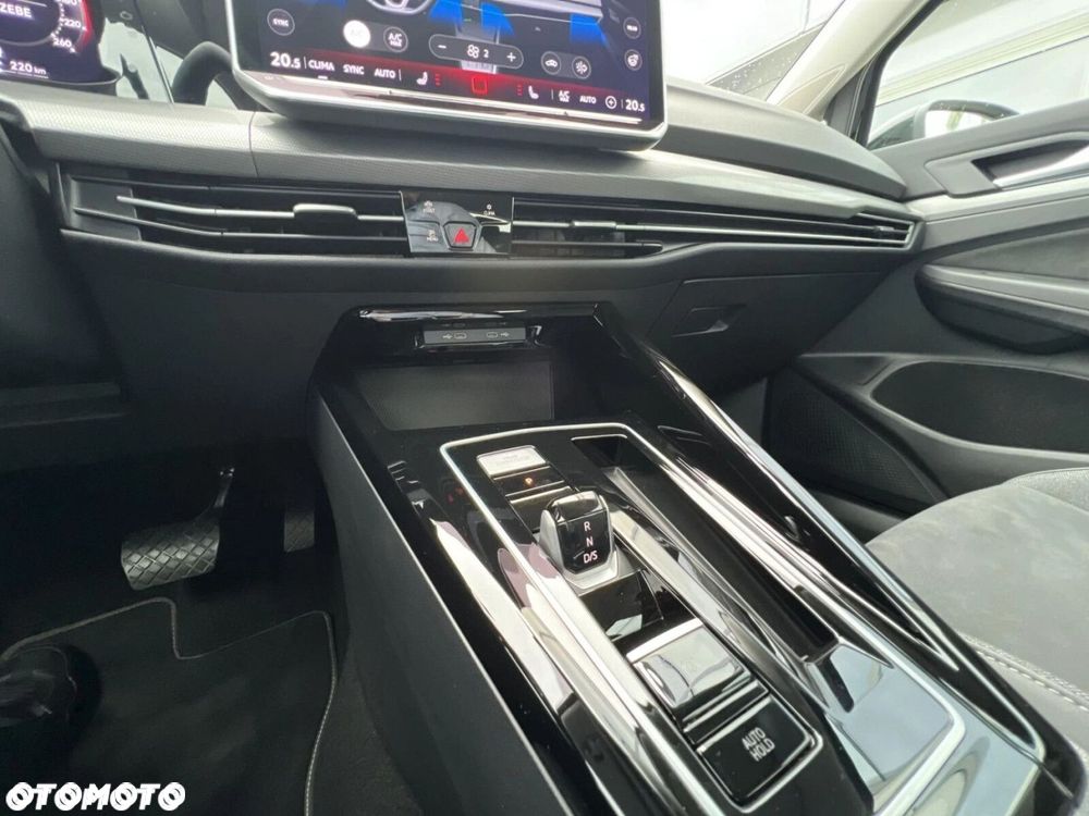 Volkswagen Golf 1.5 eTSI EVO Style DSG - 17