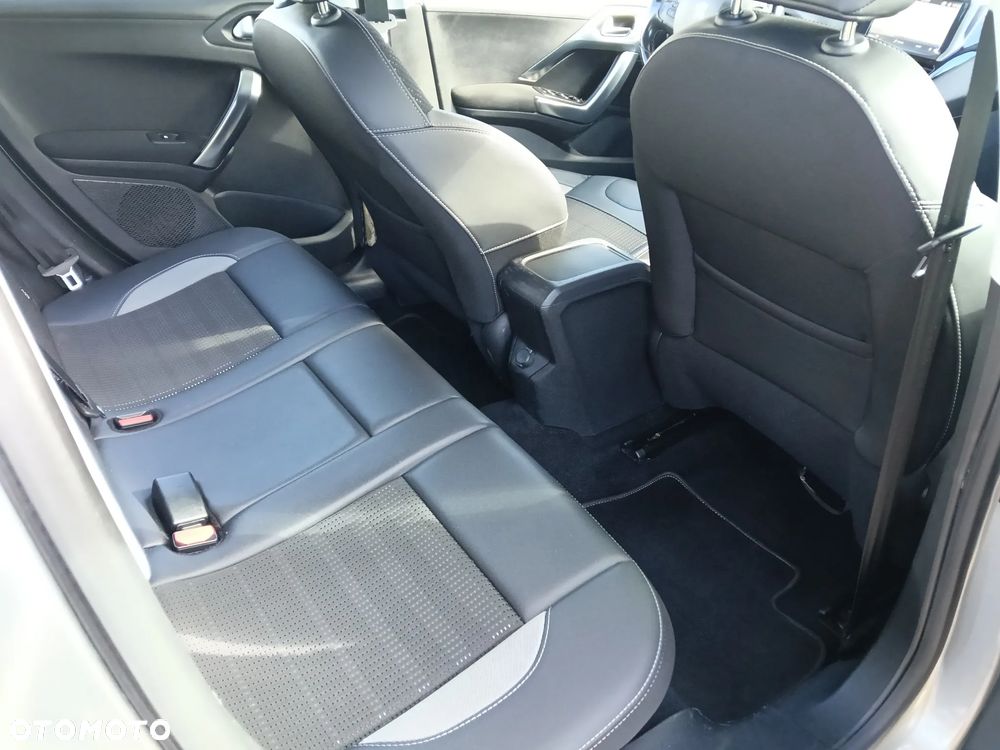 Peugeot 2008 PureTech 110 Stop&Start EAT6 Allure - 20