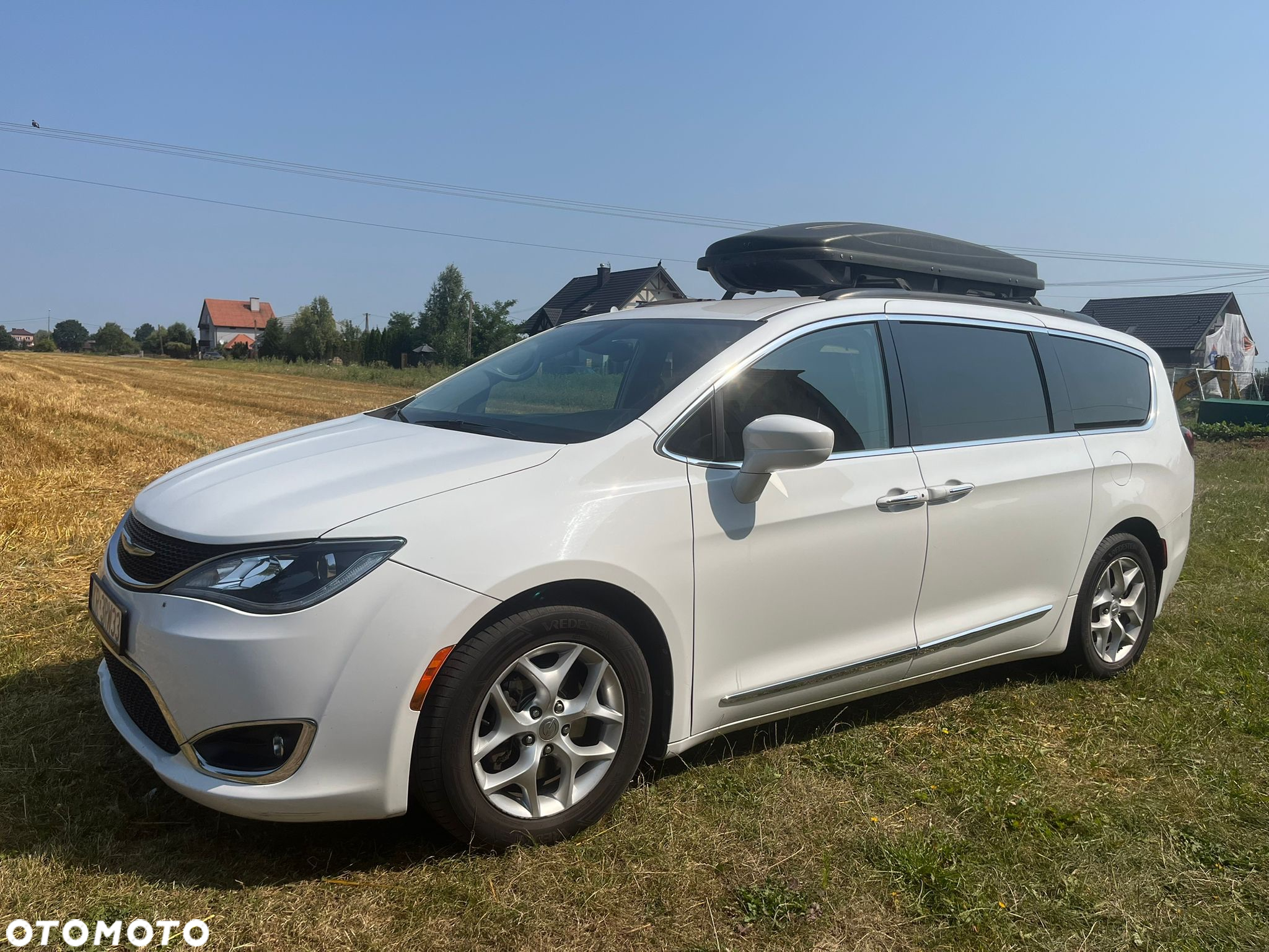 Chrysler Pacifica - 13