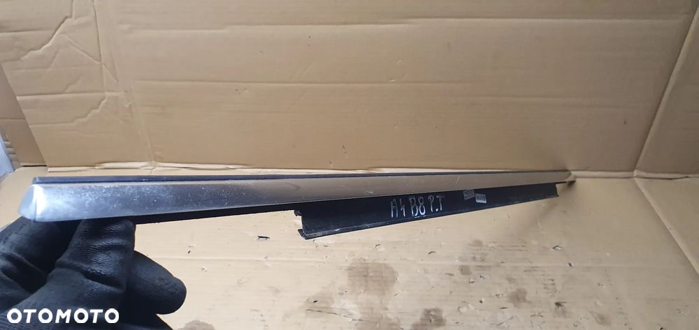 Listwa zgarniająca drzwi chrom lewy tył tylna lewa Audi A4 B8 8K0853764E - 4