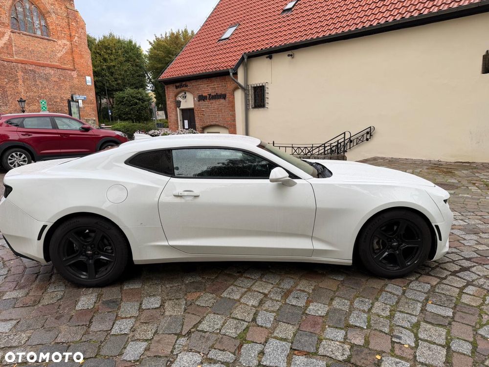 Chevrolet Camaro - 2