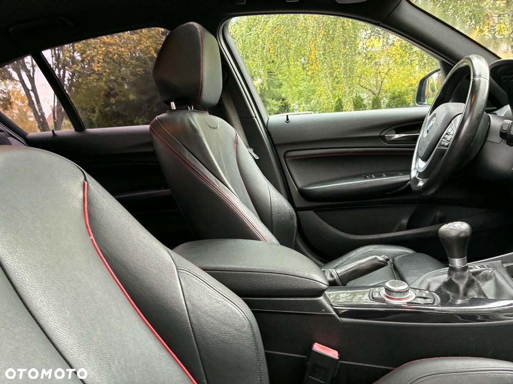 BMW Seria 1 114i Sport Line - 30