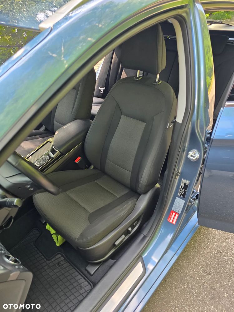 Hyundai i40 Kombi blue 1.7 CRDi Premium - 21
