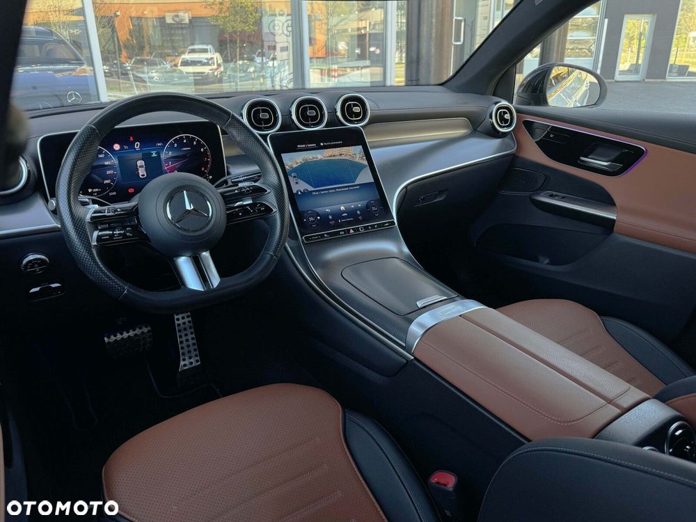 Mercedes-Benz GLC - 29