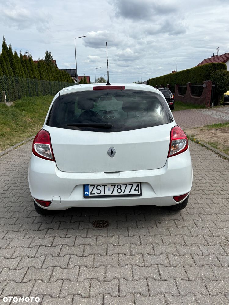 Renault Clio 1.5 dCi Tech Run - 10