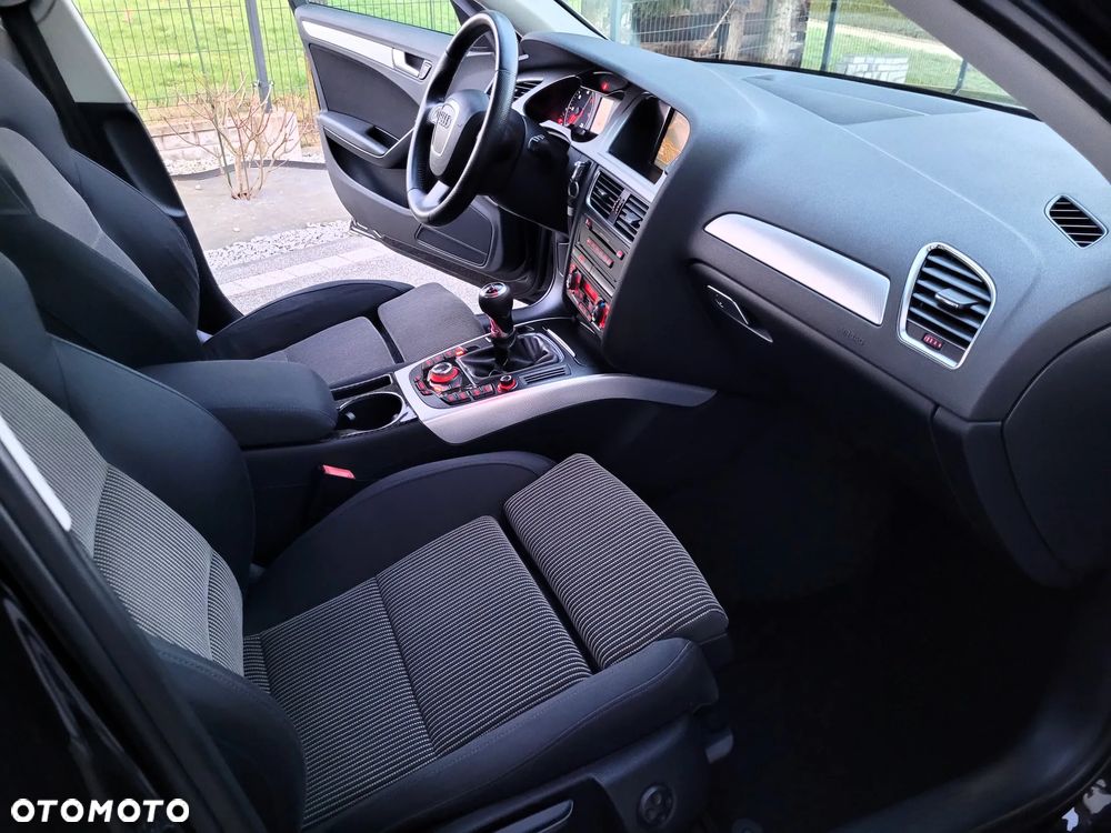 Audi A4 Avant 2.0 TDI DPF Attraction - 12
