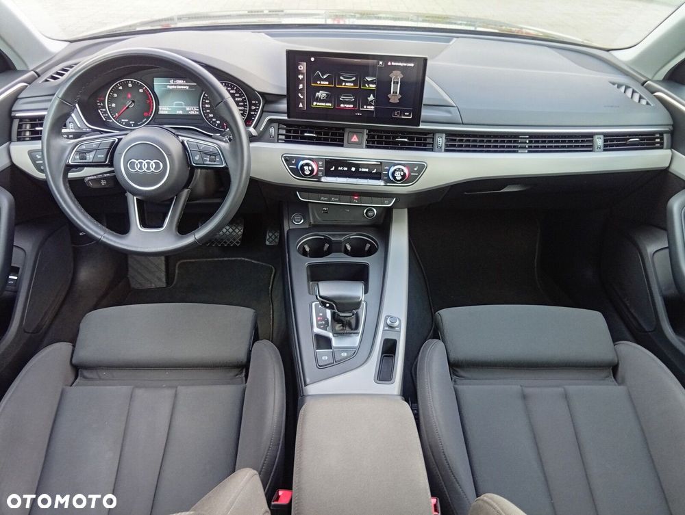 Audi A4 Limousine - 20