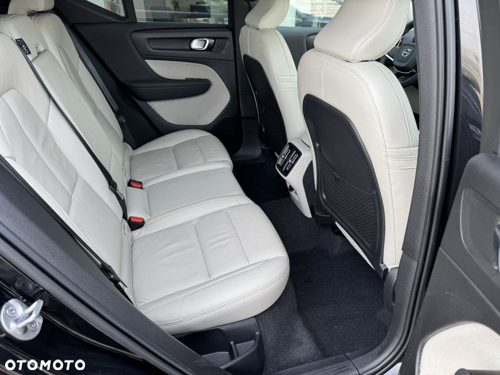 Volvo XC 40 T3 Inscription - 12