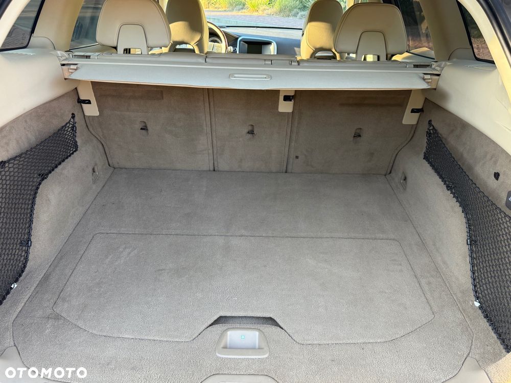 Volvo XC 60 - 31